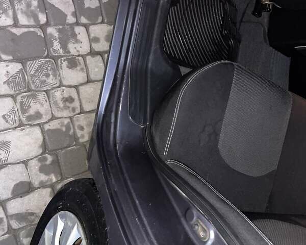 Сірий Міцубісі Lancer, об'ємом двигуна 1.6 л та пробігом 330 тис. км за 3500 $, фото 35 на Automoto.ua