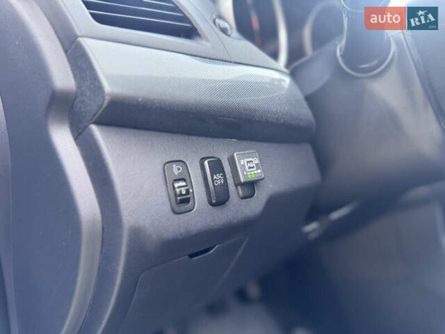 Сірий Міцубісі Lancer, об'ємом двигуна 2 л та пробігом 222 тис. км за 6300 $, фото 10 на Automoto.ua