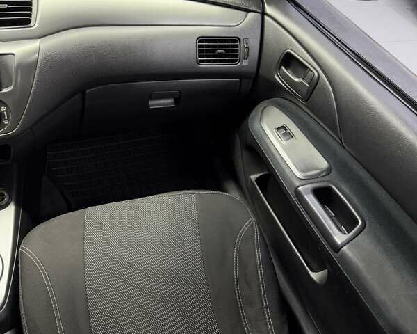 Серый Мицубиси Лансер, объемом двигателя 1.58 л и пробегом 271 тыс. км за 4200 $, фото 23 на Automoto.ua