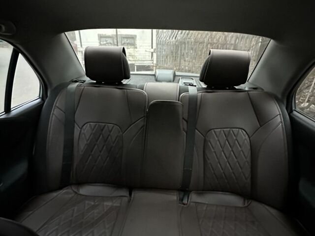 Серый Мицубиси Лансер, объемом двигателя 1.6 л и пробегом 238 тыс. км за 4300 $, фото 6 на Automoto.ua