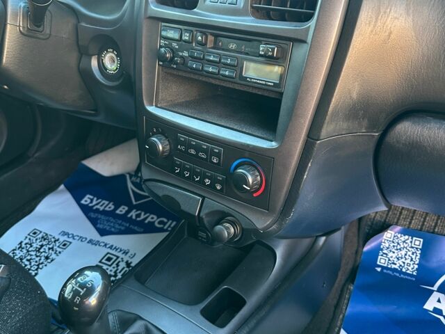 Серый Мицубиси Лансер, объемом двигателя 1.6 л и пробегом 280 тыс. км за 4600 $, фото 18 на Automoto.ua