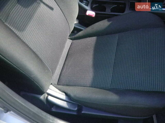 Сірий Міцубісі Lancer, об'ємом двигуна 2 л та пробігом 103 тис. км за 7300 $, фото 24 на Automoto.ua