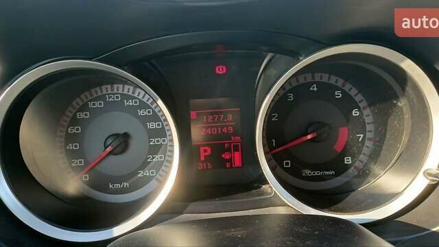 Сірий Міцубісі Lancer, об'ємом двигуна 2 л та пробігом 240 тис. км за 9500 $, фото 6 на Automoto.ua