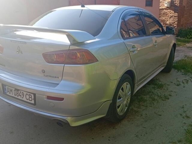 Серый Мицубиси Лансер, объемом двигателя 1.5 л и пробегом 215 тыс. км за 4999 $, фото 2 на Automoto.ua