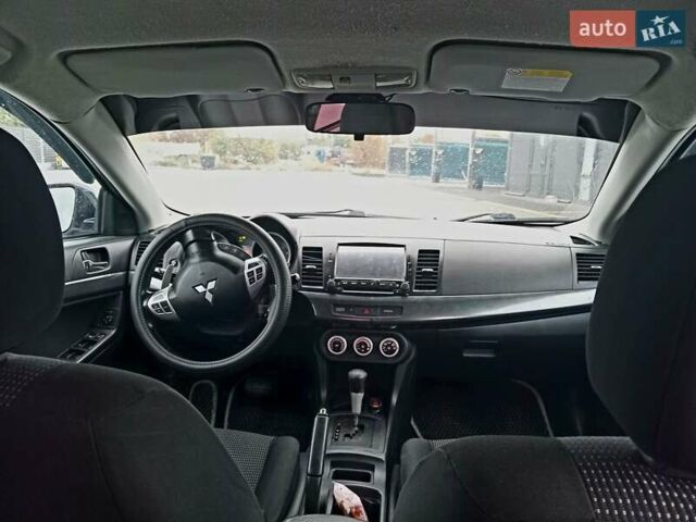 Сірий Міцубісі Lancer, об'ємом двигуна 2 л та пробігом 268 тис. км за 5555 $, фото 4 на Automoto.ua