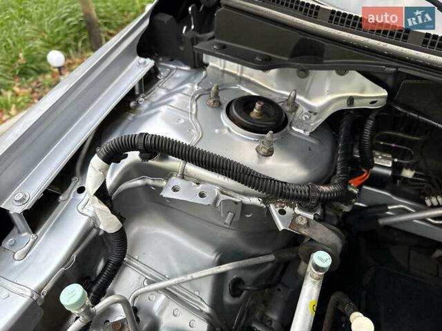 Міцубісі Lancer 2007 у Житомирі на Automoto.ua Сірий Міцубісі Lancer, об'ємом двигуна 1.5 л та пробігом 195 тис. км за 5700 $, фото 76 на Automoto.ua