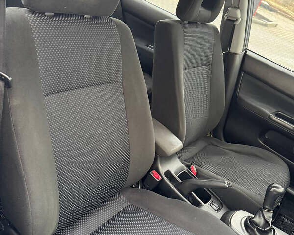 Серый Мицубиси Лансер, объемом двигателя 1.58 л и пробегом 187 тыс. км за 4800 $, фото 9 на Automoto.ua