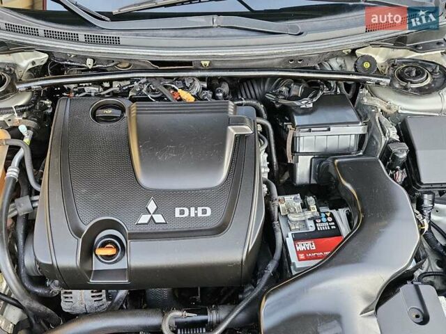 Серый Мицубиси Лансер, объемом двигателя 2 л и пробегом 282 тыс. км за 5450 $, фото 75 на Automoto.ua