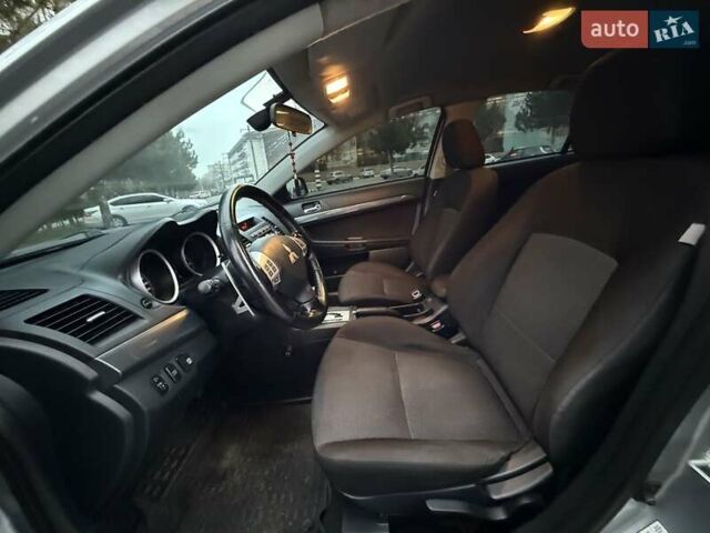 Сірий Міцубісі Lancer, об'ємом двигуна 2 л та пробігом 280 тис. км за 6999 $, фото 10 на Automoto.ua