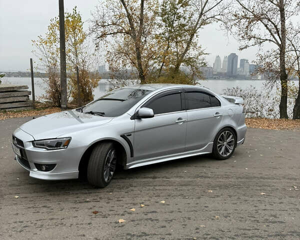 Сірий Міцубісі Lancer, об'ємом двигуна 2 л та пробігом 253 тис. км за 8700 $, фото 6 на Automoto.ua