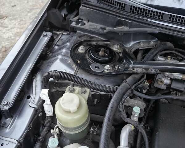 Сірий Міцубісі Lancer, об'ємом двигуна 2 л та пробігом 186 тис. км за 6000 $, фото 13 на Automoto.ua