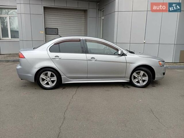 Сірий Міцубісі Lancer, об'ємом двигуна 2 л та пробігом 275 тис. км за 6000 $, фото 1 на Automoto.ua