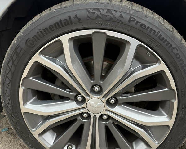 Сірий Міцубісі Lancer, об'ємом двигуна 2 л та пробігом 253 тис. км за 8700 $, фото 45 на Automoto.ua