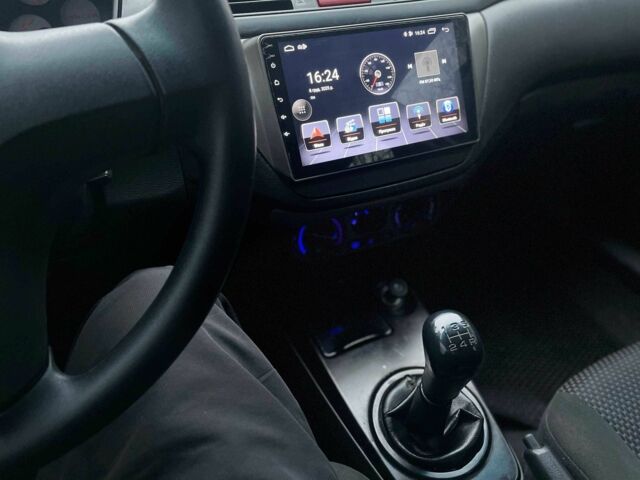 Сірий Міцубісі Lancer, об'ємом двигуна 1.6 л та пробігом 254 тис. км за 3800 $, фото 20 на Automoto.ua