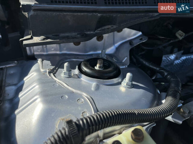 Сірий Міцубісі Lancer, об'ємом двигуна 2 л та пробігом 237 тис. км за 7200 $, фото 39 на Automoto.ua