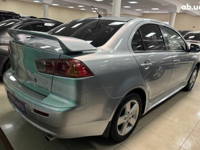 Серый Мицубиси Лансер, объемом двигателя 0 л и пробегом 241 тыс. км за 6400 $, фото 4 на Automoto.ua