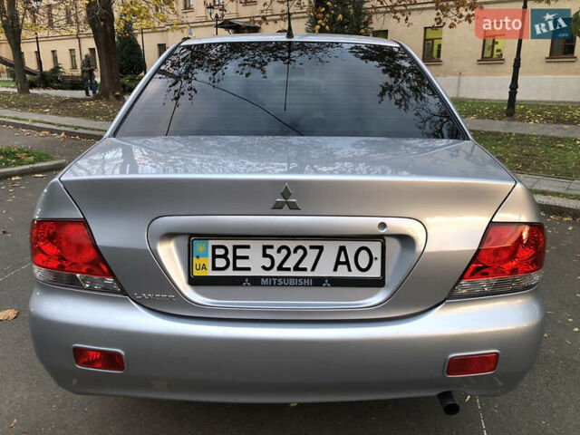 Мицубиси Лансер 2008 в Николаеве на Automoto.ua Серый Мицубиси Лансер, объемом двигателя 1.58 л и пробегом 132 тыс. км за 5900 $, фото 2 на Automoto.ua