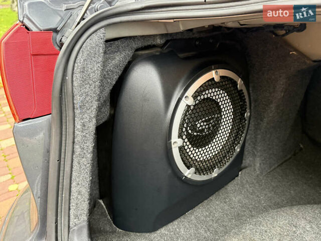 Сірий Міцубісі Lancer, об'ємом двигуна 2 л та пробігом 92 тис. км за 8200 $, фото 42 на Automoto.ua