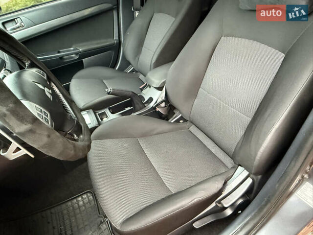 Сірий Міцубісі Lancer, об'ємом двигуна 2 л та пробігом 92 тис. км за 8200 $, фото 13 на Automoto.ua