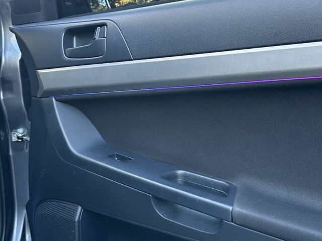 Серый Мицубиси Лансер, объемом двигателя 2 л и пробегом 153 тыс. км за 7500 $, фото 6 на Automoto.ua