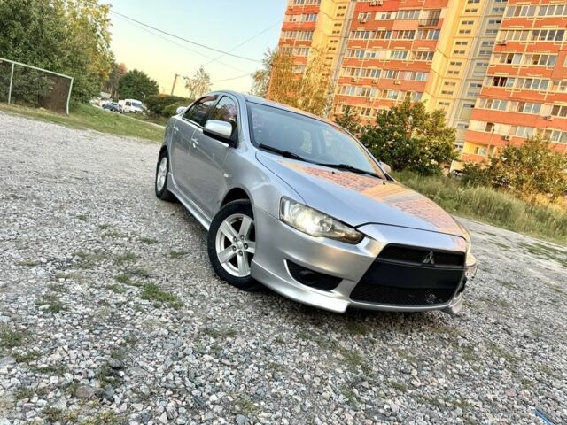 Сірий Міцубісі Lancer, об'ємом двигуна 2 л та пробігом 223 тис. км за 6890 $, фото 7 на Automoto.ua