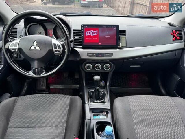 Сірий Міцубісі Lancer, об'ємом двигуна 2 л та пробігом 170 тис. км за 8200 $, фото 1 на Automoto.ua