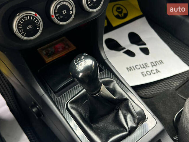 Серый Мицубиси Лансер, объемом двигателя 1.5 л и пробегом 239 тыс. км за 6000 $, фото 13 на Automoto.ua