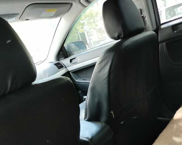 Мицубиси Лансер 2008 в Львове на Automoto.ua Серый Мицубиси Лансер, объемом двигателя 1.9 л и пробегом 294 тыс. км за 6000 $, фото 1 на Automoto.ua