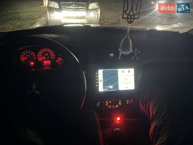 Серый Мицубиси Лансер, объемом двигателя 1.6 л и пробегом 268 тыс. км за 4600 $, фото 10 на Automoto.ua