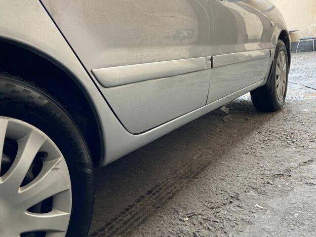 Сірий Міцубісі Lancer, об'ємом двигуна 1.6 л та пробігом 196 тис. км за 4700 $, фото 1 на Automoto.ua