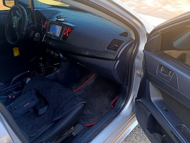 Сірий Міцубісі Lancer, об'ємом двигуна 1.5 л та пробігом 177 тис. км за 5700 $, фото 5 на Automoto.ua
