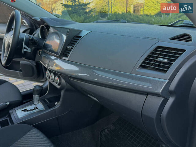 Сірий Міцубісі Lancer, об'ємом двигуна 2 л та пробігом 92 тис. км за 9800 $, фото 67 на Automoto.ua