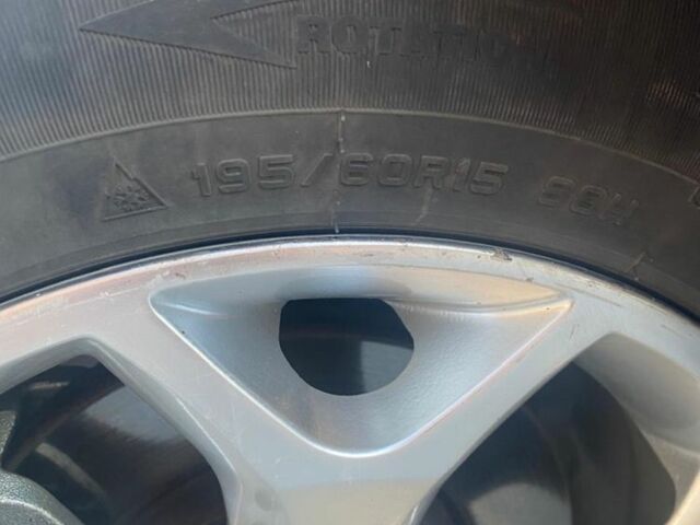 Сірий Міцубісі Lancer, об'ємом двигуна 1.6 л та пробігом 242 тис. км за 4500 $, фото 1 на Automoto.ua