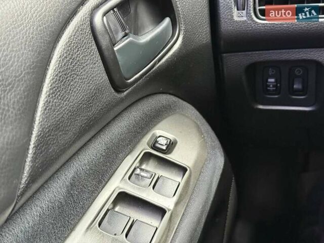 Сірий Міцубісі Lancer, об'ємом двигуна 1.6 л та пробігом 206 тис. км за 4799 $, фото 14 на Automoto.ua