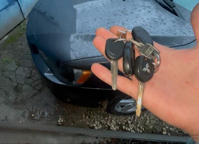 Сірий Міцубісі Lancer, об'ємом двигуна 2 л та пробігом 131 тис. км за 4200 $, фото 3 на Automoto.ua