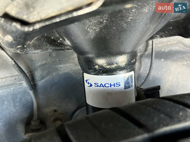 Сірий Міцубісі Lancer, об'ємом двигуна 2 л та пробігом 237 тис. км за 7200 $, фото 16 на Automoto.ua