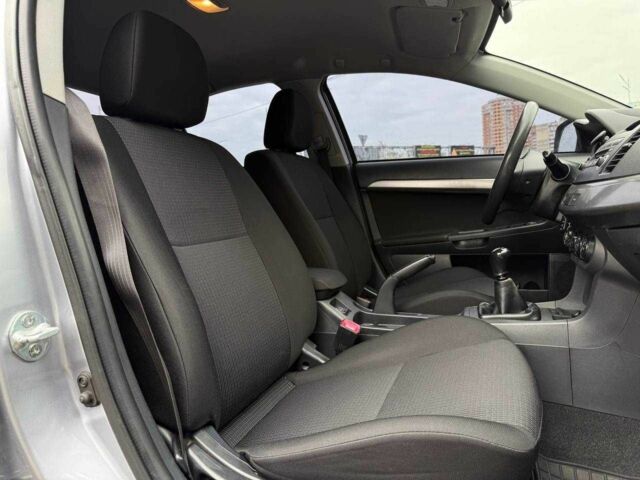 Сірий Міцубісі Lancer, об'ємом двигуна 1.5 л та пробігом 233 тис. км за 5890 $, фото 11 на Automoto.ua