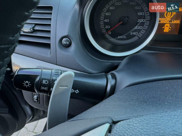 Сірий Міцубісі Lancer, об'ємом двигуна 2 л та пробігом 92 тис. км за 9800 $, фото 92 на Automoto.ua