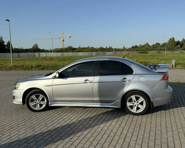 Сірий Міцубісі Lancer, об'ємом двигуна 2 л та пробігом 250 тис. км за 5999 $, фото 4 на Automoto.ua