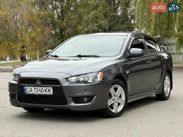 Мицубиси Лансер 2008 в Днепре (Днепропетровске) на Automoto.ua Серый Мицубиси Лансер, объемом двигателя 2 л и пробегом 152 тыс. км за 7999 $, фото 1 на Automoto.ua