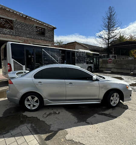 Серый Мицубиси Лансер, объемом двигателя 2 л и пробегом 190 тыс. км за 6900 $, фото 26 на Automoto.ua