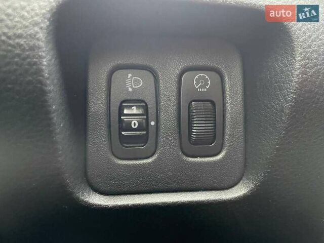 Серый Мицубиси Лансер, объемом двигателя 1.58 л и пробегом 146 тыс. км за 5490 $, фото 17 на Automoto.ua