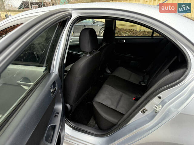 Серый Мицубиси Лансер, объемом двигателя 2 л и пробегом 265 тыс. км за 5200 $, фото 8 на Automoto.ua