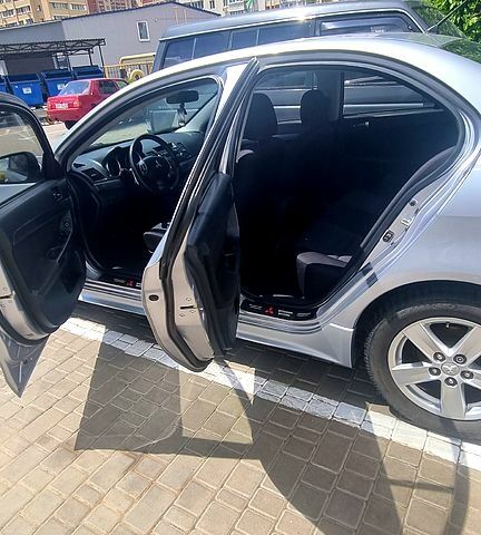 Сірий Міцубісі Lancer, об'ємом двигуна 2 л та пробігом 274 тис. км за 6300 $, фото 1 на Automoto.ua