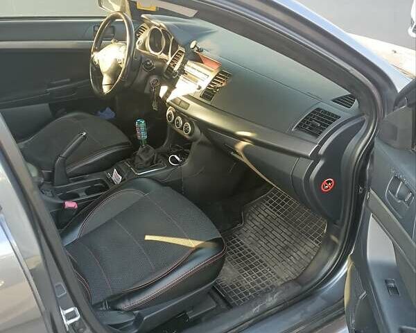 Сірий Міцубісі Lancer, об'ємом двигуна 2 л та пробігом 300 тис. км за 5500 $, фото 3 на Automoto.ua