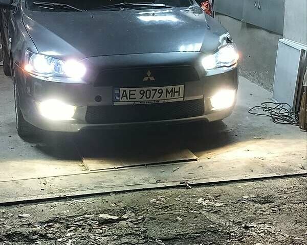 Сірий Міцубісі Lancer, об'ємом двигуна 2 л та пробігом 300 тис. км за 5500 $, фото 9 на Automoto.ua