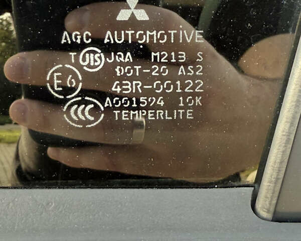 Сірий Міцубісі Lancer, об'ємом двигуна 2 л та пробігом 250 тис. км за 5999 $, фото 19 на Automoto.ua
