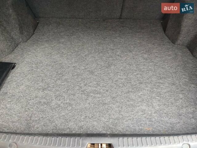 Серый Мицубиси Лансер, объемом двигателя 2 л и пробегом 234 тыс. км за 7200 $, фото 12 на Automoto.ua