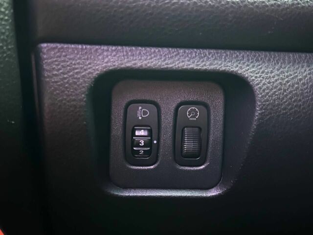 Серый Мицубиси Лансер, объемом двигателя 1.6 л и пробегом 205 тыс. км за 5400 $, фото 18 на Automoto.ua