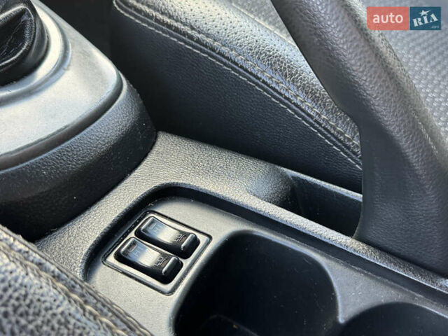 Мицубиси Лансер 2008 в Одессе на Automoto.ua Серый Мицубиси Лансер, объемом двигателя 1.6 л и пробегом 221 тыс. км за 3700 $, фото 15 на Automoto.ua